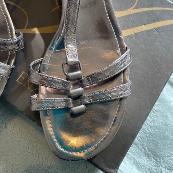 Enzo Angiolini Nyler Women PLATIUM Snakeskin Leather Gladiator Sandals 8M - Picture 3 of 6